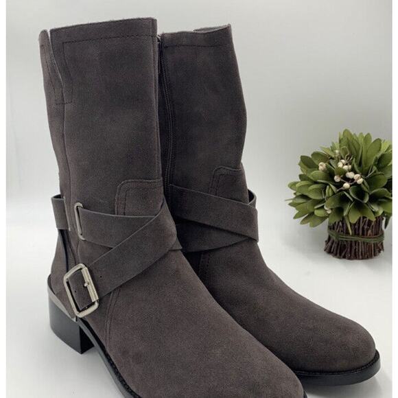 Vince Camuto Gray Wethima Engineer Boot Tuscan Leather Taupe Size 10M New - Picture 2 of 10